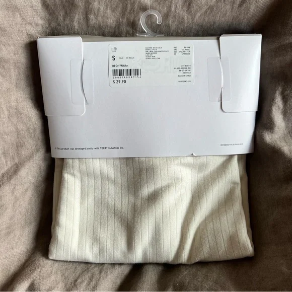 Uniqlo HEATTECH Extra Warm Ribbed Crew Neck Bodysuit - Picture 2 of 3